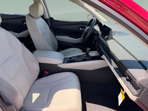 Certified 2024 Honda Accord LX image 28