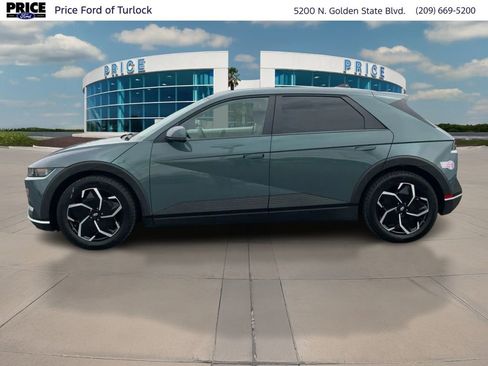 Used 2024 Hyundai Ioniq 5 SEL RWD image 8