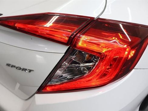 Used 2020 Honda Civic Sport image 27