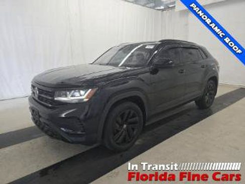 Used 2023 Volkswagen Atlas Cross Sport SE w/ Panoramic Sunroof Package AWD/4WD image 2