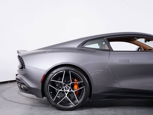 Used 2025 Aston Martin Vanquish RWD image 22