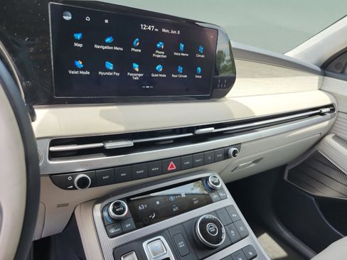 Used 2023 Hyundai Palisade Calligraphy w/ Cargo Package FWD image 11