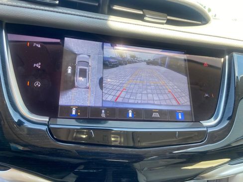 Used 2025 Cadillac XT6 Premium Luxury w/ Technology Package AWD/4WD image 28