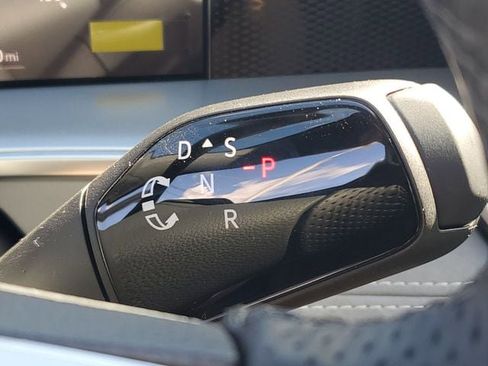 New 2026 Volkswagen Tiguan SE R-Line FWD image 29