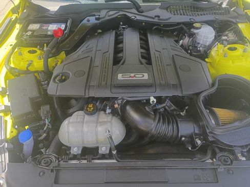 Used 2021 Ford Mustang GT w/ Black Accent Package RWD image 16