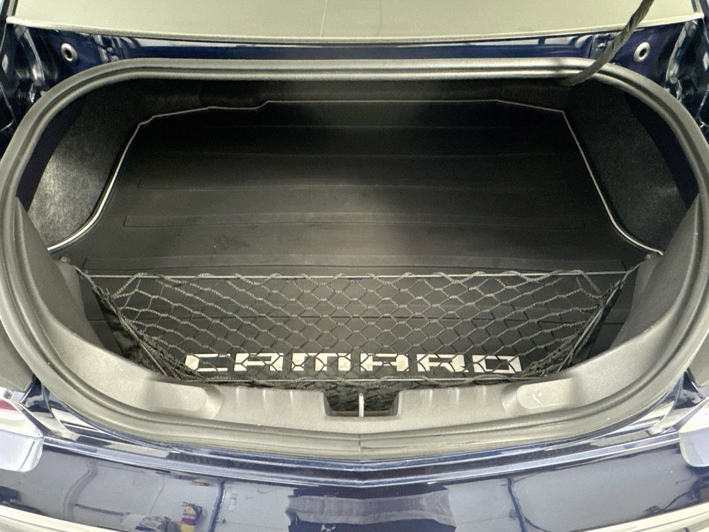 Used 2010 Chevrolet Camaro SS RWD image 25
