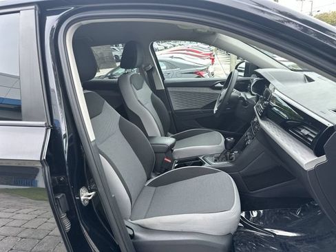 Used 2022 Volkswagen Taos S FWD image 29