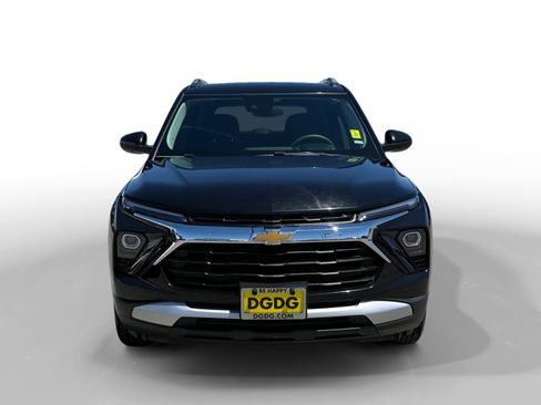 Used 2025 Chevrolet TrailBlazer LT AWD/4WD image 8