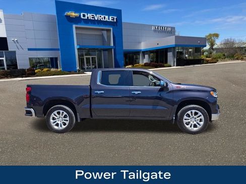 Used 2023 Chevrolet Silverado 1500 LTZ AWD/4WD image 28