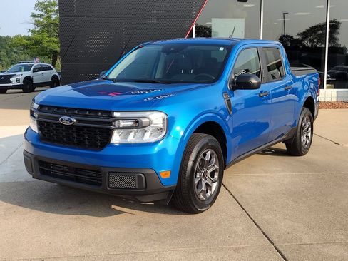 Used 2022 Ford Maverick XLT FWD image 3