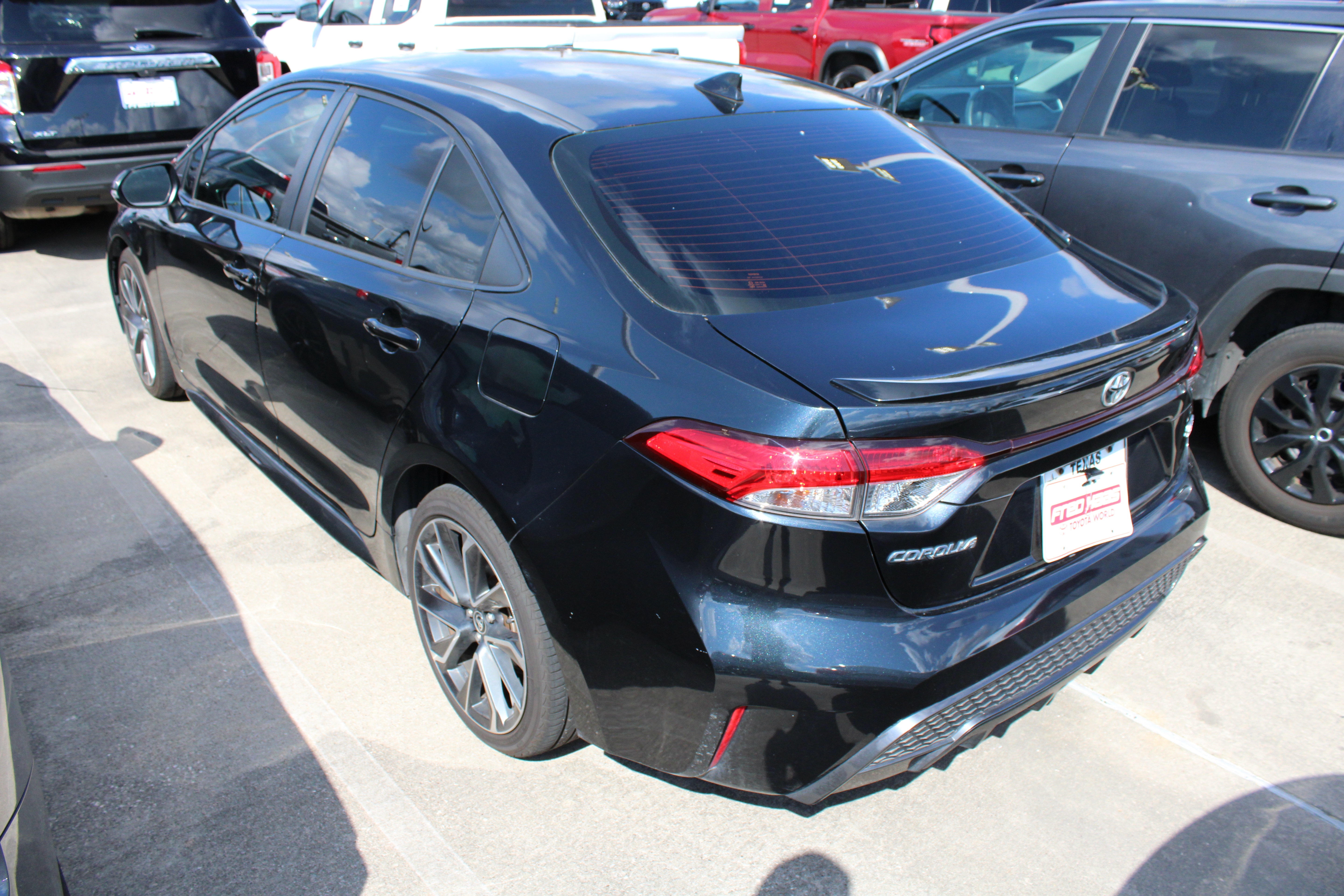 Used 2021 Toyota Corolla SE FWD image 7