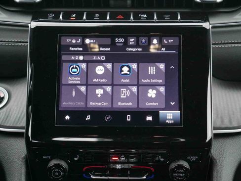 New 2025 Jeep Grand Cherokee Altitude image 5