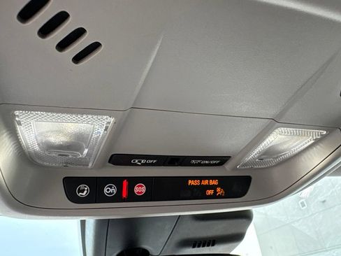 Used 2025 Chevrolet Malibu LT FWD image 31
