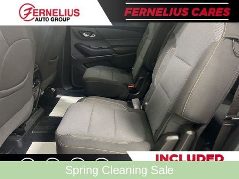 Used 2021 Chevrolet Traverse LT FWD image 31