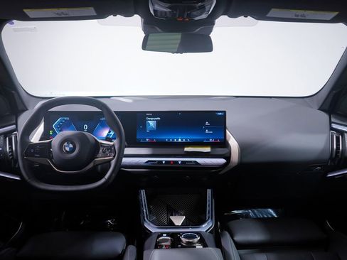 Used 2025 BMW X3 xDrive30i image 10