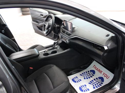 Used 2022 Nissan Altima 2.5 AWD/4WD image 13