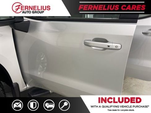 Used 2021 Chevrolet Silverado 1500 RST AWD/4WD image 13
