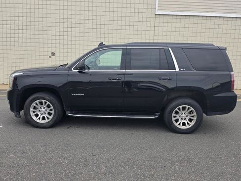 Used 2017 GMC Yukon SLT w/ Open Road Package AWD/4WD image 4