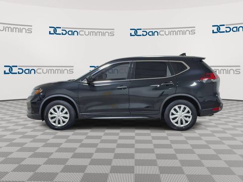 Used 2019 Nissan Rogue S FWD image 5