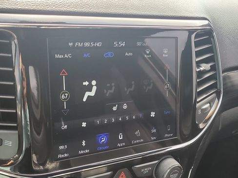 Used 2019 Jeep Grand Cherokee Laredo RWD image 26
