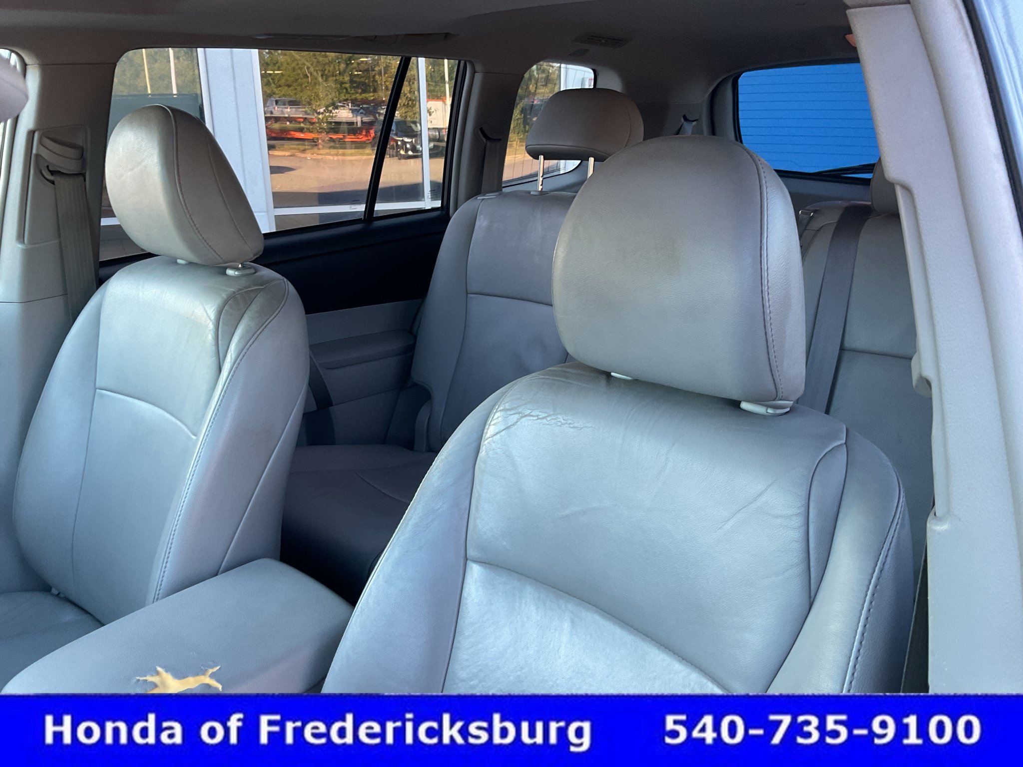 Used 2011 Toyota Highlander SE w/ Convenience Pkg AWD/4WD image 28
