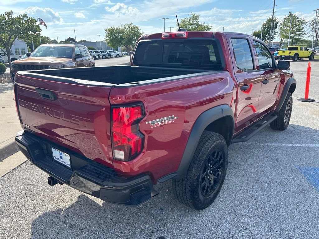 Used 2026 Chevrolet Colorado Trail Boss AWD/4WD image 8