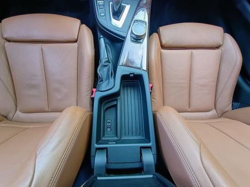 Used 2017 BMW 330i xDrive Wagon image 45