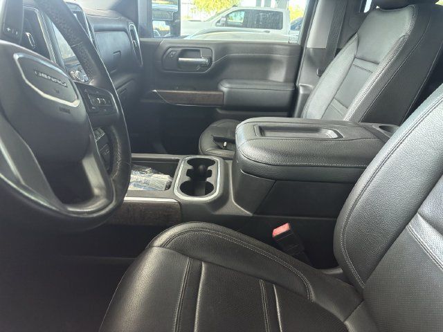 Used 2022 GMC Sierra 3500 Denali w/ Denali Ultimate Package AWD/4WD image 10
