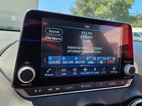 Used 2023 Nissan Sentra SV image 27