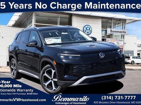 New 2026 Volkswagen Tiguan SE FWD image 1