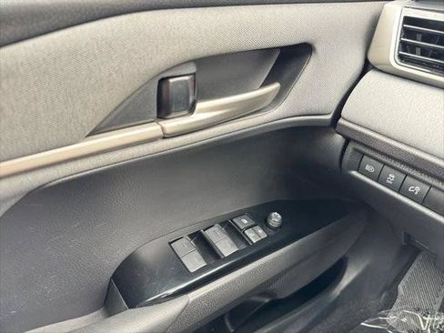 Used 2025 Toyota Camry LE FWD image 41