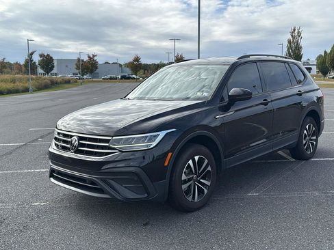 Used 2022 Volkswagen Tiguan S image 13