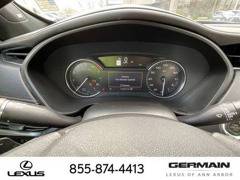 Used 2020 Cadillac XT4 Sport w/ Driver Awareness Package AWD/4WD image 17