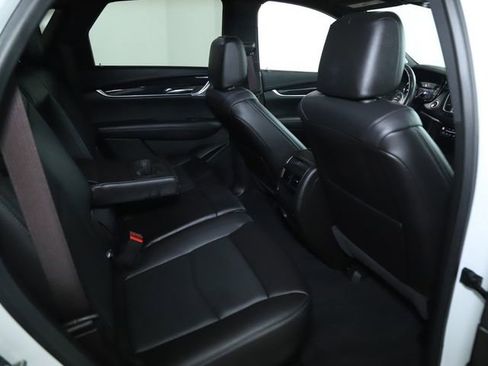 Used 2022 Cadillac XT5 Premium Luxury image 31