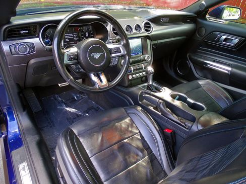 Used 2020 Ford Mustang GT Premium w/ GT Performance Package RWD image 18