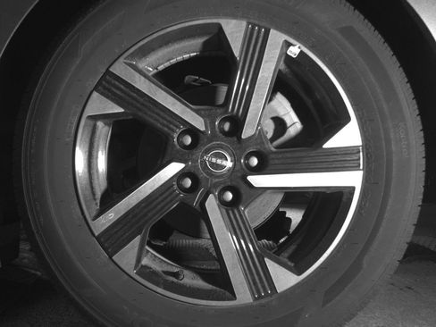 Used 2025 Nissan Sentra SV image 14