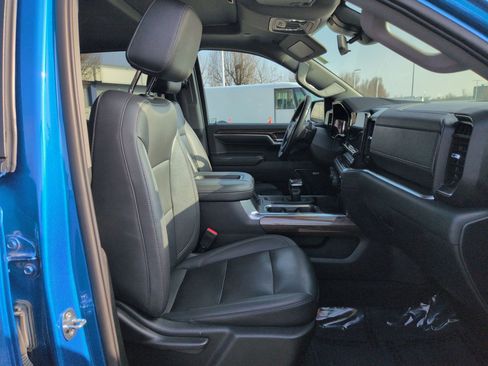 Used 2022 Chevrolet Silverado 1500 LT Trail Boss w/ LT Trail Boss Premium Package image 28