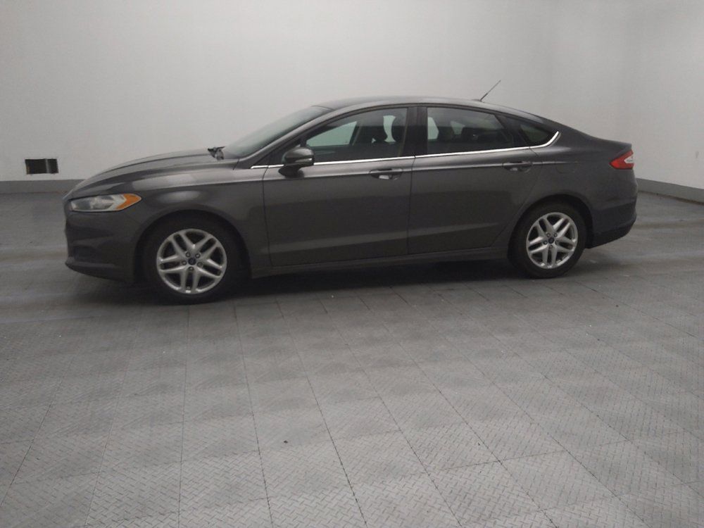 Used 2016 Ford Fusion SE FWD image 2