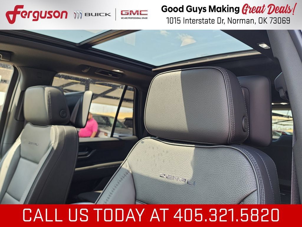 New 2026 GMC Yukon Denali w/ Denali Reserve Package AWD/4WD image 16
