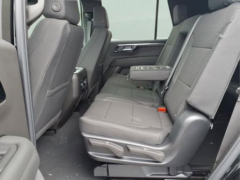 New 2026 Chevrolet Tahoe LS w/ LS Custom Edition AWD/4WD image 17