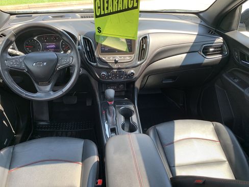 Used 2022 Chevrolet Equinox RS w/ RS Leather Package image 30