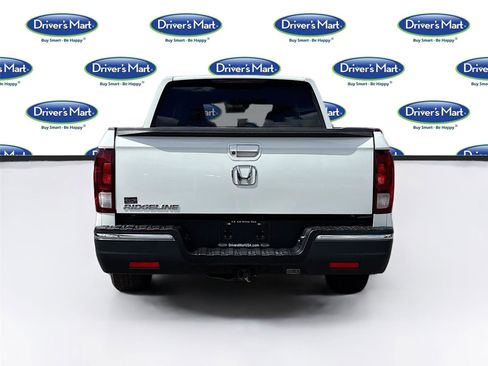 Used 2020 Honda Ridgeline Sport image 6