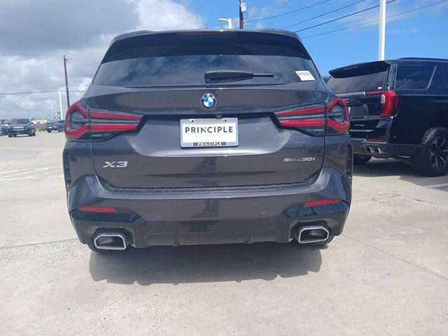 Used 2024 BMW X3 sDrive30i w/ M Sport Package RWD image 8