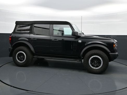 Used 2023 Ford Bronco Big Bend w/ Sasquatch Package AWD/4WD image 8