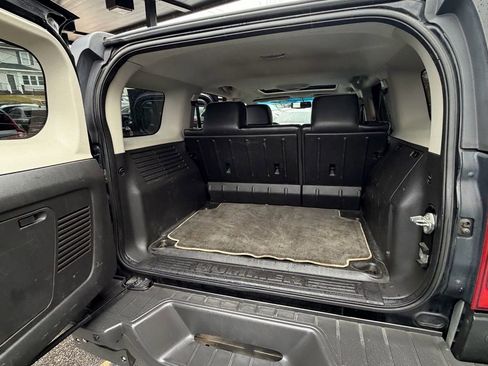 Used 2007 HUMMER H3 image 11