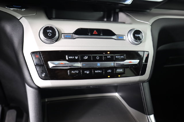 Certified 2024 Ford Explorer XLT w/ Equipment Group 202A AWD/4WD image 48