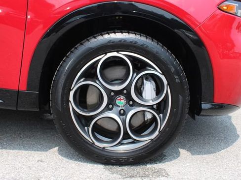 Used 2024 Alfa Romeo Tonale Ti AWD/4WD image 38