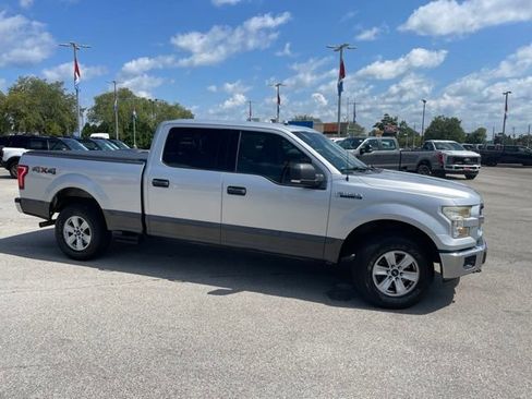 Used 2015 Ford F150 XLT AWD/4WD image 2