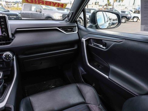 Certified 2020 Toyota RAV4 XSE image 6