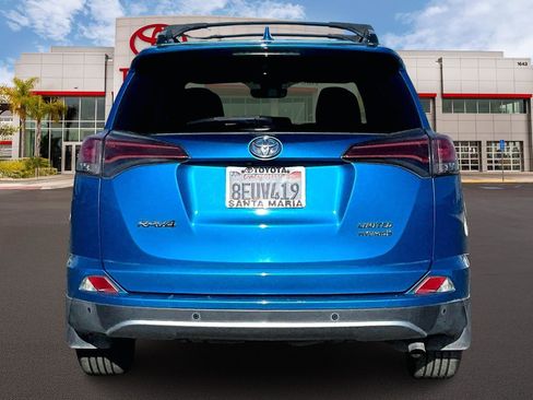 Certified 2018 Toyota RAV4 Limited image 4